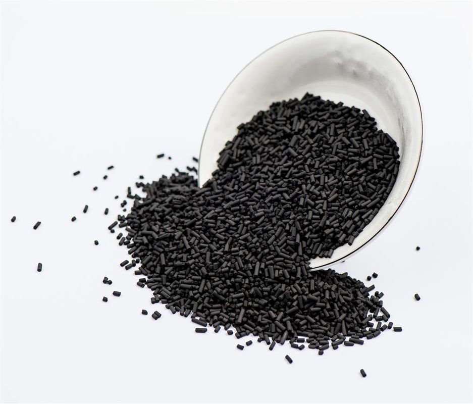 600900 °C Bulk Activated Charcoal Pellets 64365 11 3 Moisture Content